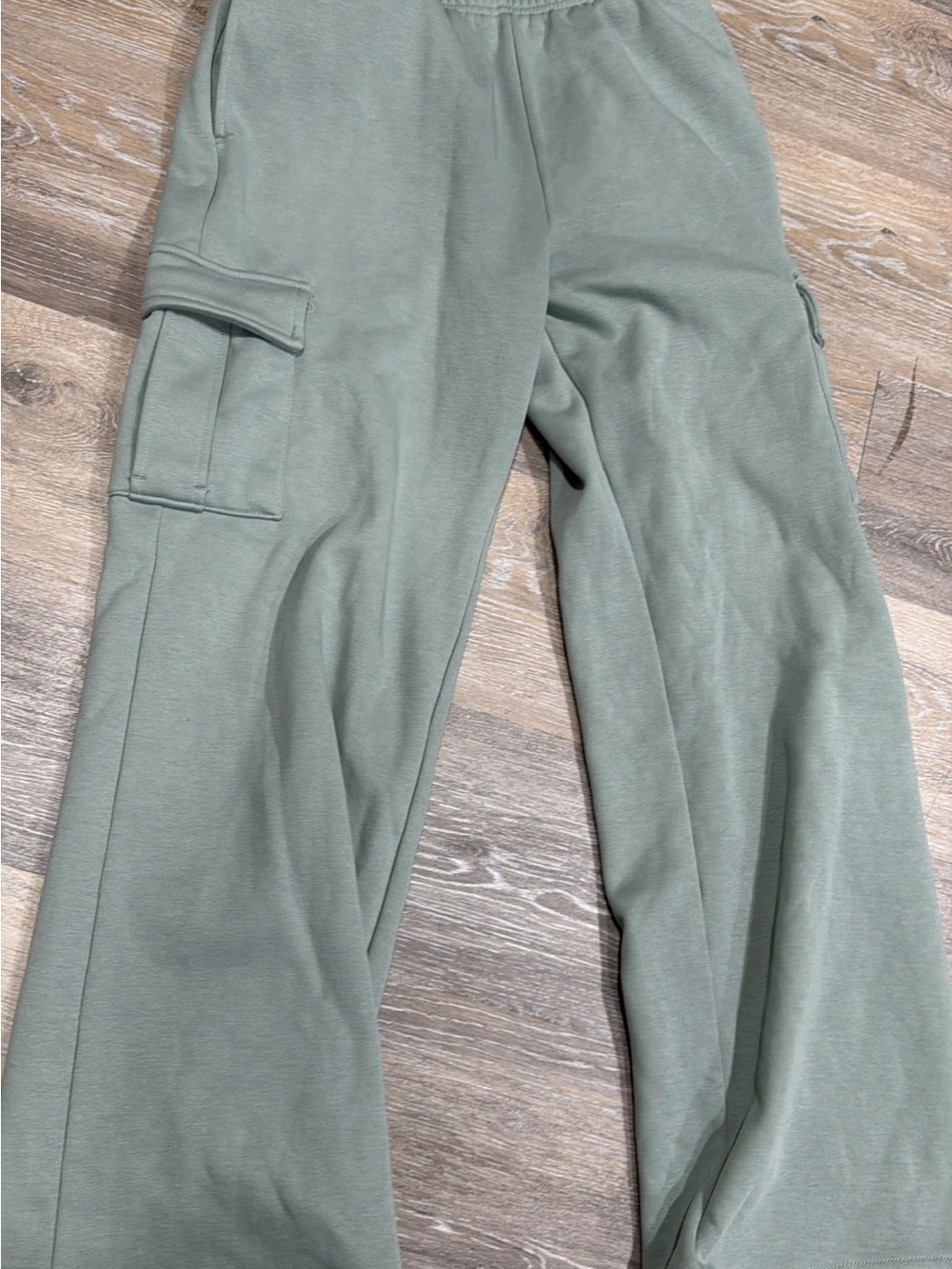 Fabletics Women's Cargo Sweatpants - Sage Green